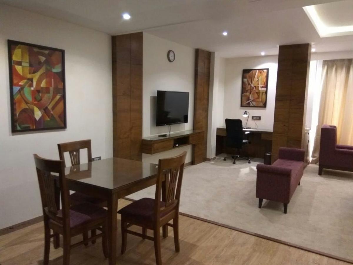 Hotel Surendra Vilas Bhopal Buitenkant foto